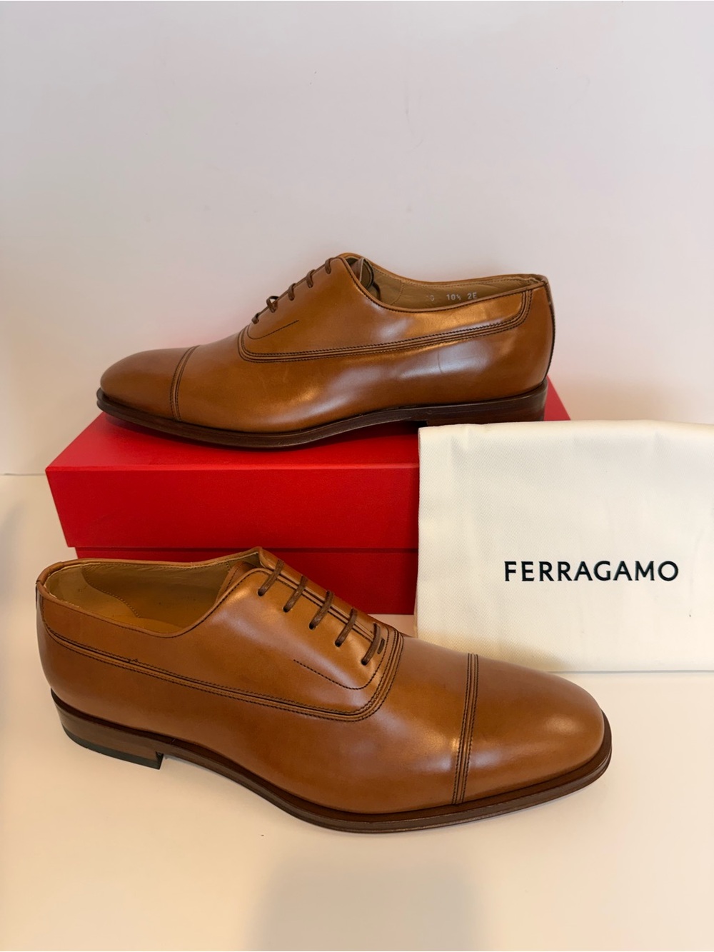 Ferragamo Men's Fermin Leather Oxford Shoes Size 10.5 EE